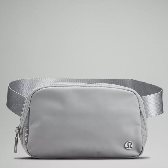 lululemon athletica Handbags - lululemon everywhere belt bag 🤍